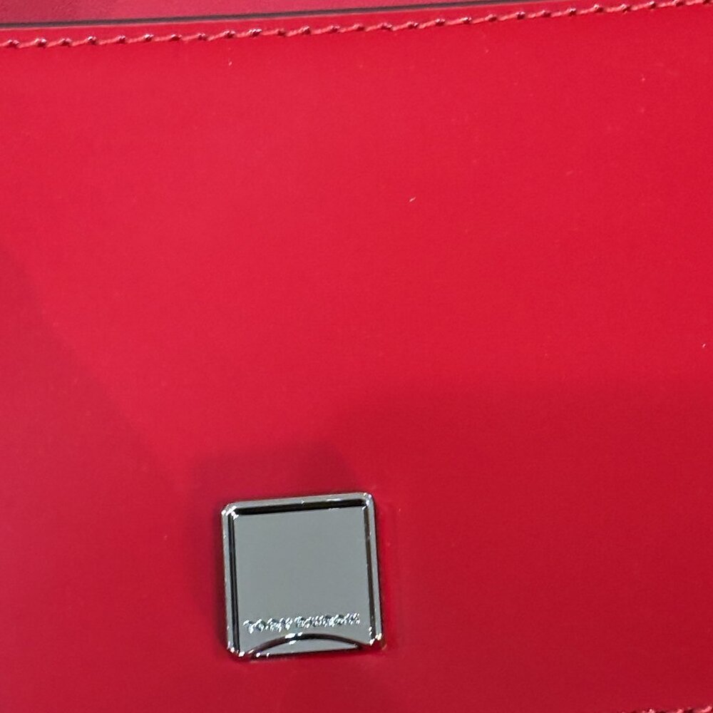 Tory Burch Emerson Patent Mini Crossbody - Picture 9 of 12